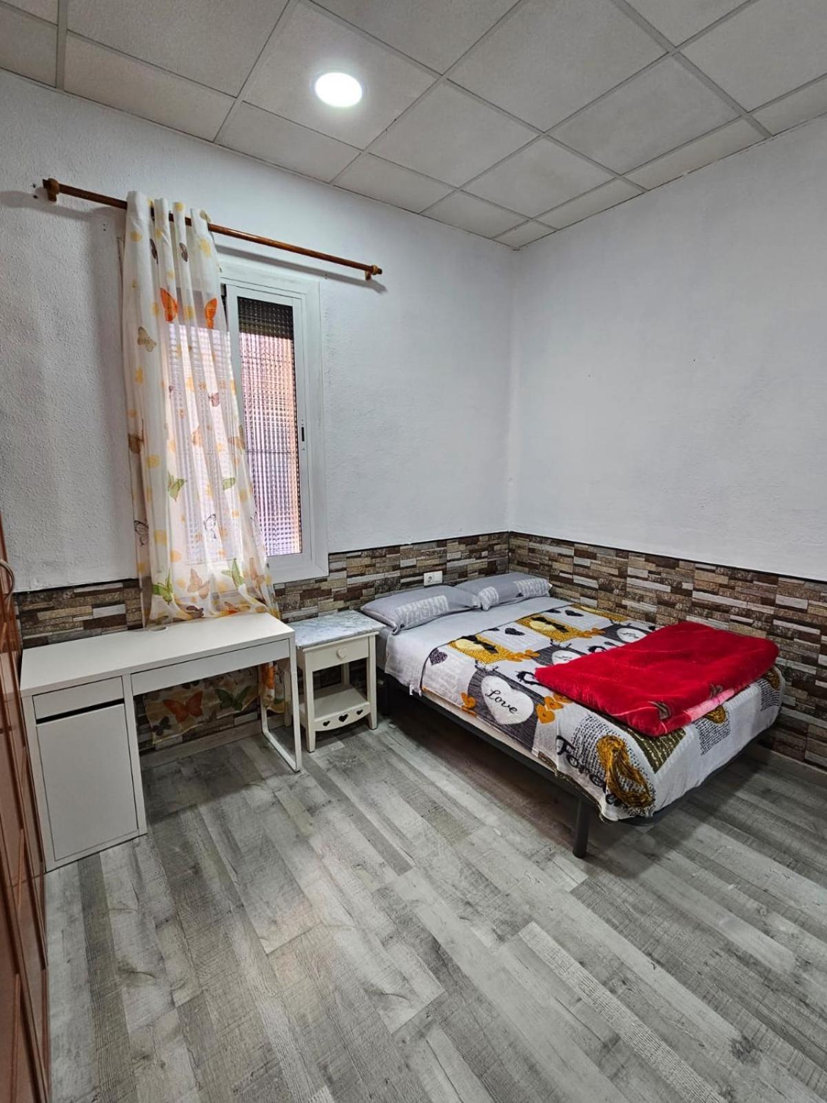 Habitacion Doble Con Bano Privado L'Hospitalet de Llobregat Ngoại thất bức ảnh